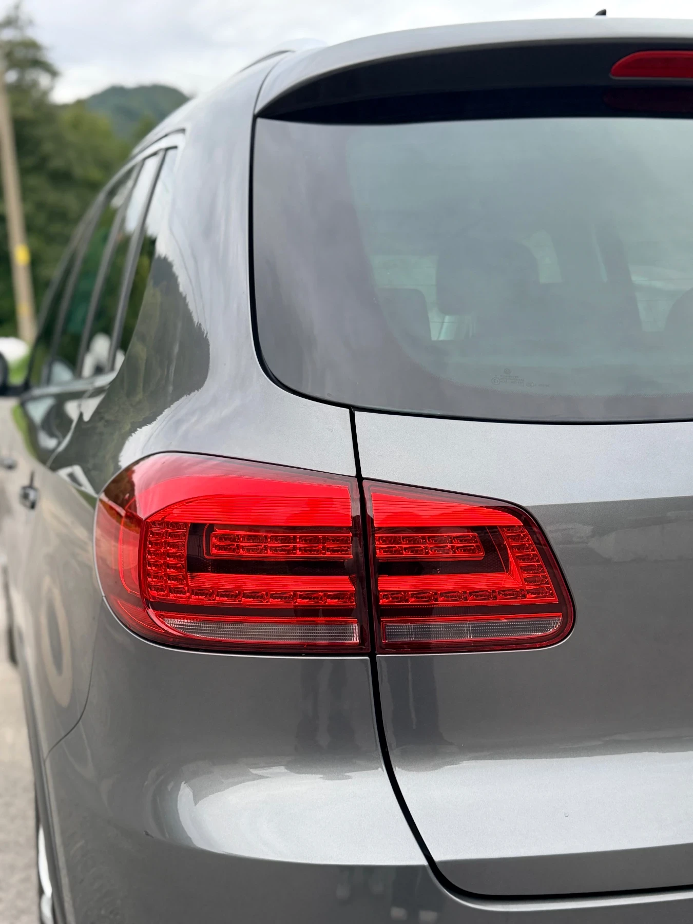 VW Tiguan 2.0 TDI 4Motion DSG, снимка 7 - Автомобили и джипове - 56198814