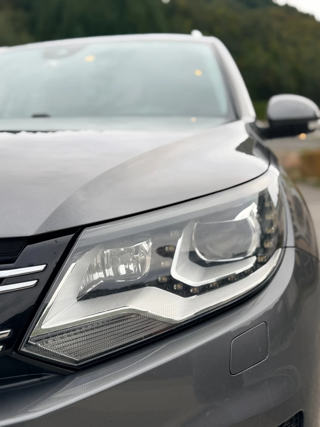 VW Tiguan 2.0 TDI 4Motion DSG, снимка 8 - Автомобили и джипове - 56198814