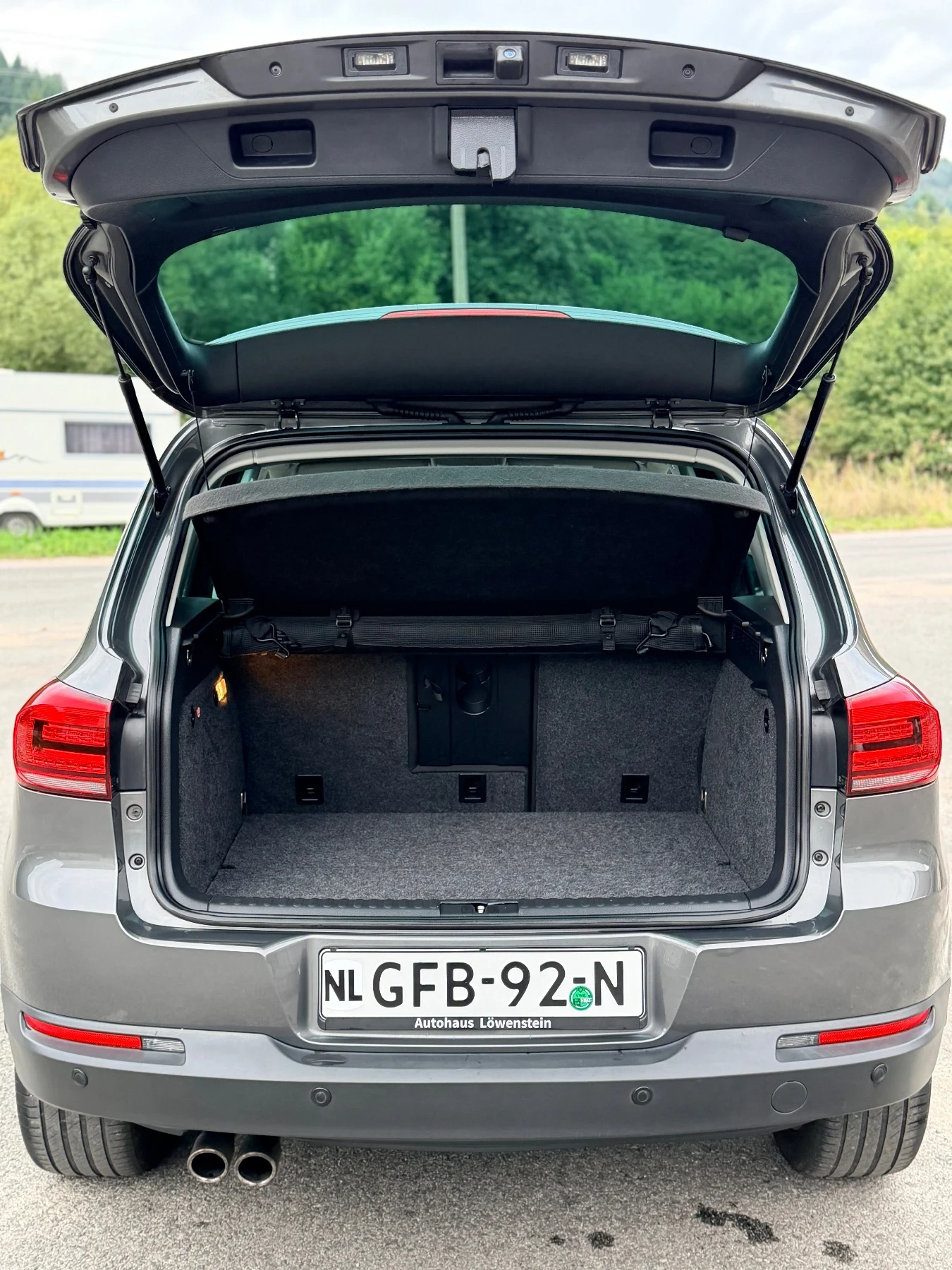 VW Tiguan 2.0 TDI 4Motion DSG, снимка 6 - Автомобили и джипове - 56198814