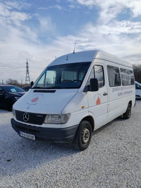 Mercedes-Benz 210 2, 9, 102к.с. 9 места.  - изображение 1