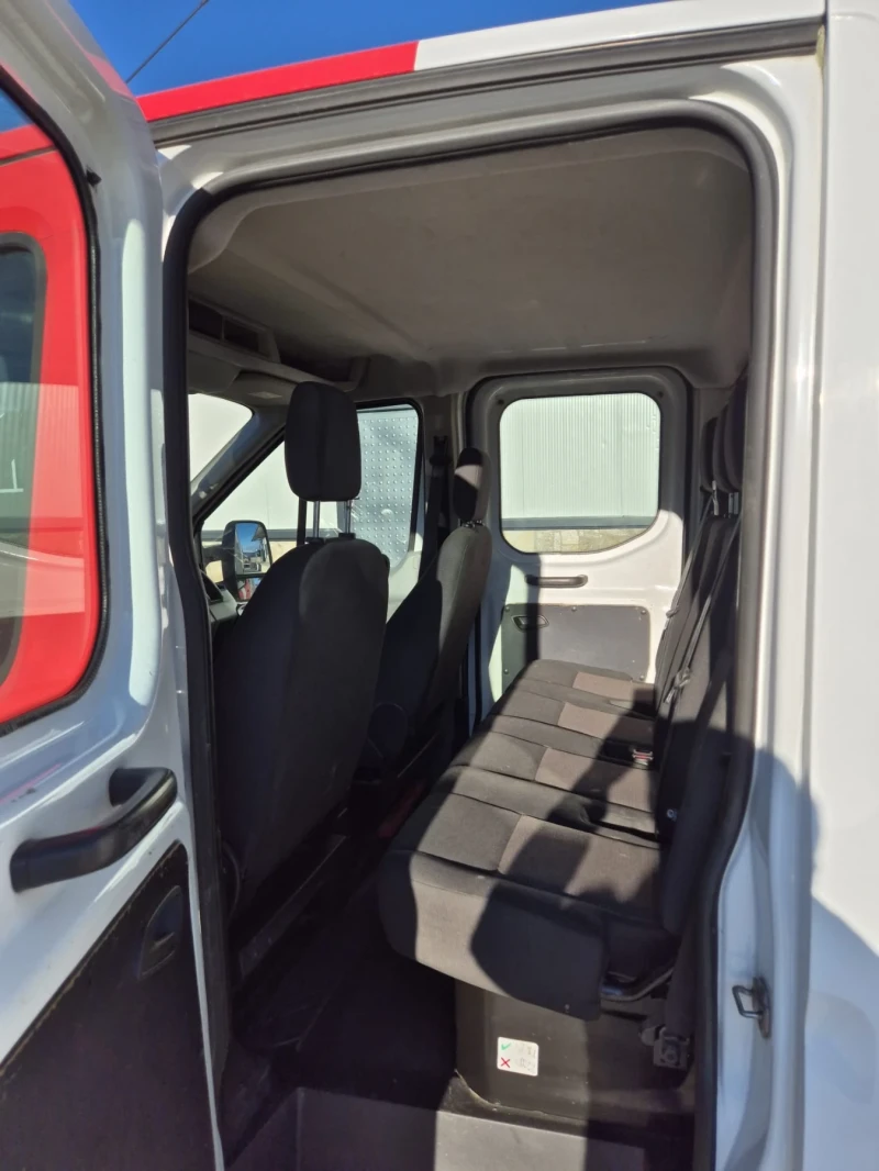 Ford Transit 2.2D, снимка 10 - Бусове и автобуси - 48824766