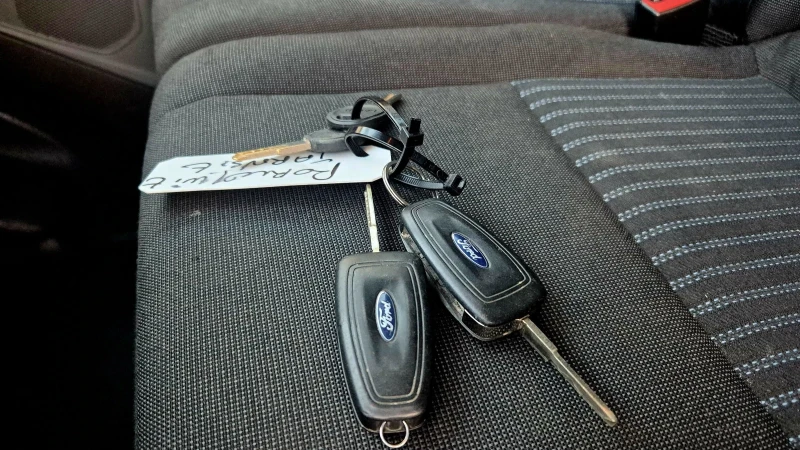 Ford Transit Custom 2.2 Maxi , снимка 13 - Бусове и автобуси - 52842687