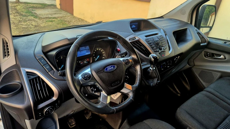 Ford Transit Custom 2.2 Maxi , снимка 9 - Бусове и автобуси - 52842687