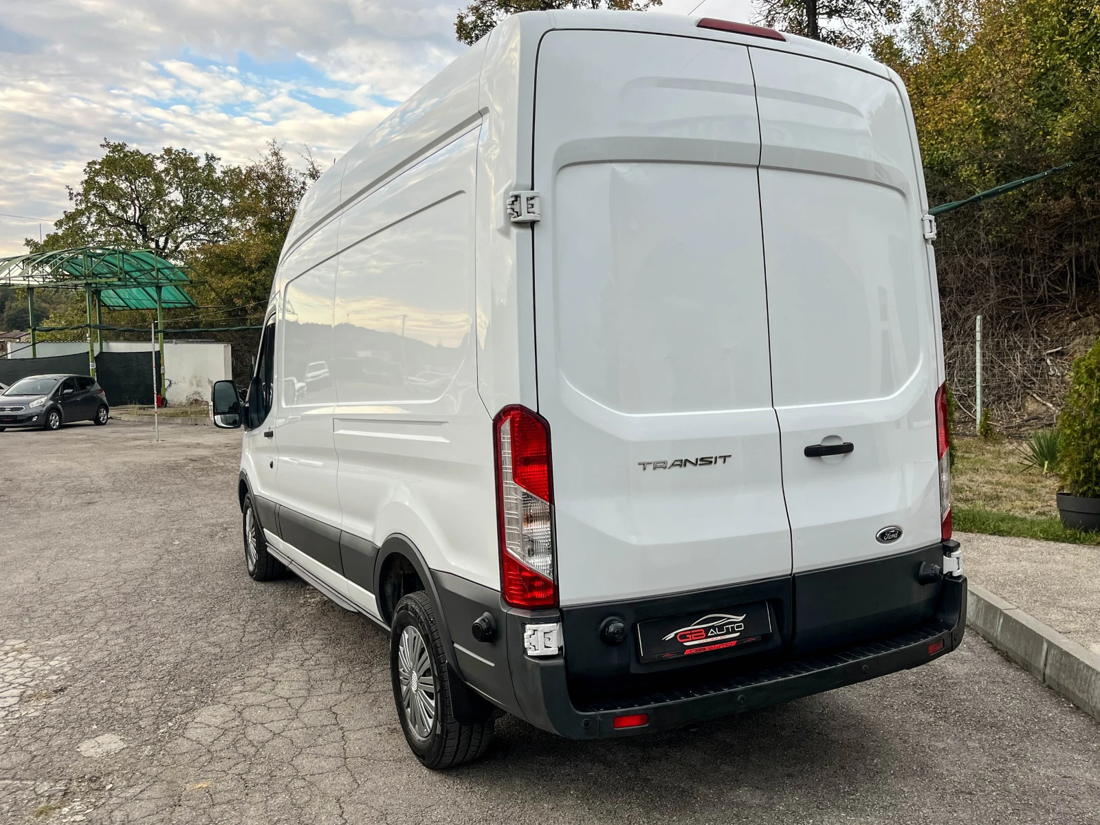 Ford Transit 2.0D* ВИСОК* НА ВЪЗГЛАВНИЦИ*  - изображение 3