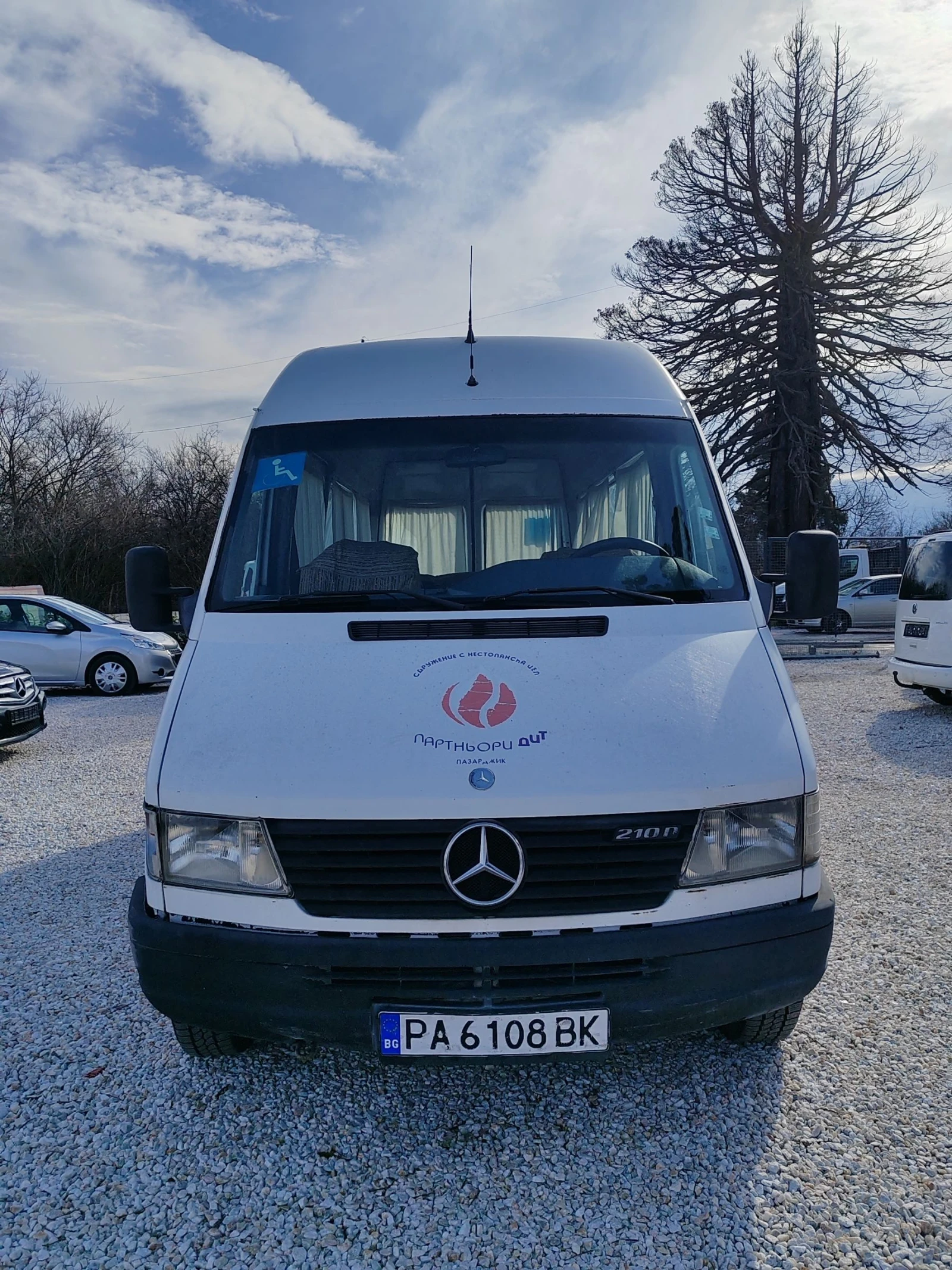 Mercedes-Benz 210 2, 9, 102к.с. 9 места.  - изображение 5