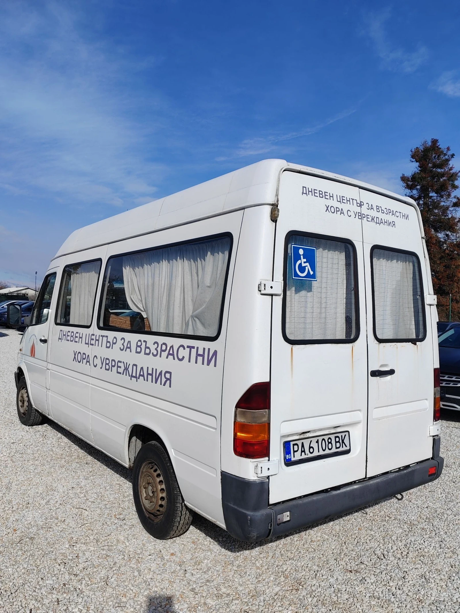 Mercedes-Benz 210 2, 9, 102к.с. 9 места.  - изображение 4