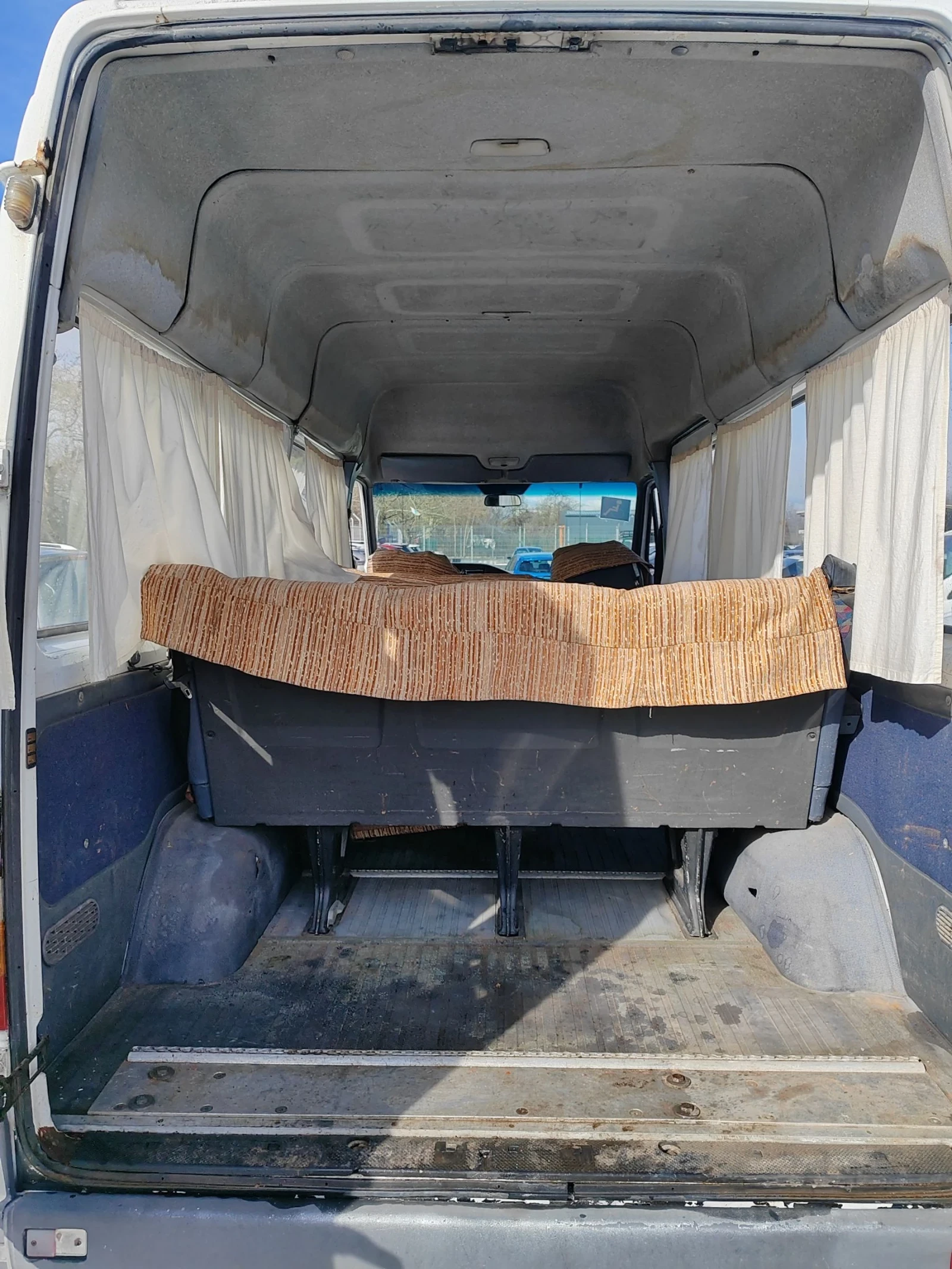 Mercedes-Benz 210 2, 9, 102к.с. 9 места.  - изображение 7