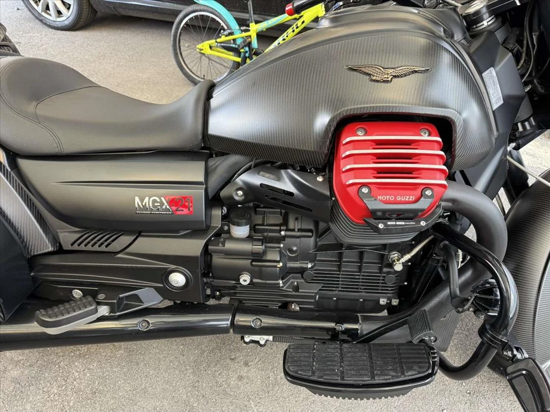 Moto Guzzi MGX-21, снимка 5 - Мотоциклети и мототехника - 54079645