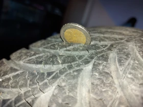 Гуми Зимни 185/65R14, снимка 4