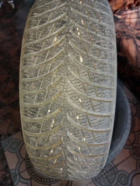 Гуми Зимни 185/65R14, снимка 3