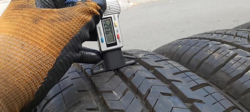 Гуми Летни 215/65R16, снимка 4 - Гуми и джанти - 29858660