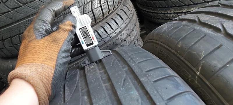 Гуми Летни 225/45R18, снимка 3 - Гуми и джанти - 33540038