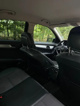 Mercedes-Benz C 220 Avantgarde, снимка 10