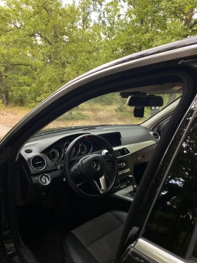 Mercedes-Benz C 220 Avantgarde, снимка 13