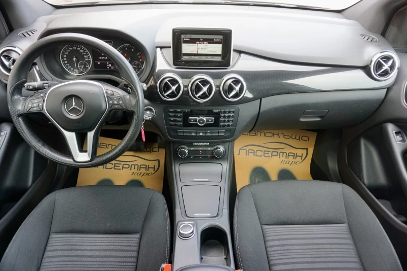 Mercedes-Benz B 180 TETTO PANORAMICO, снимка 9 - Автомобили и джипове - 45527737