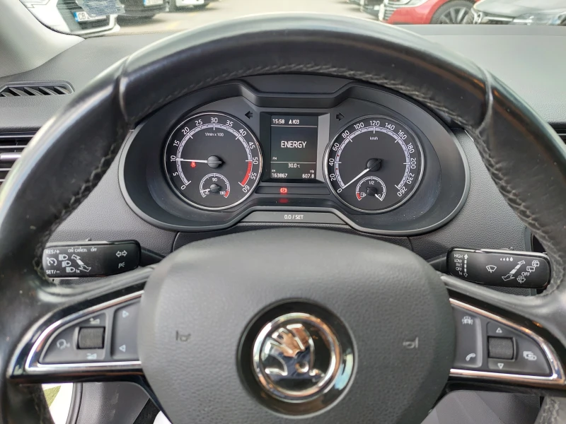 Skoda Octavia 1.6 TDI/116k.c./5MT, снимка 12 - Автомобили и джипове - 47549055