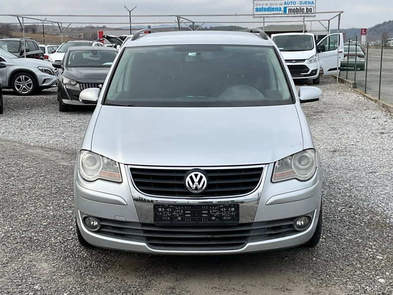 VW Touran 1.9 TDI DSG 7 места, снимка 1 - Автомобили и джипове - 48596384