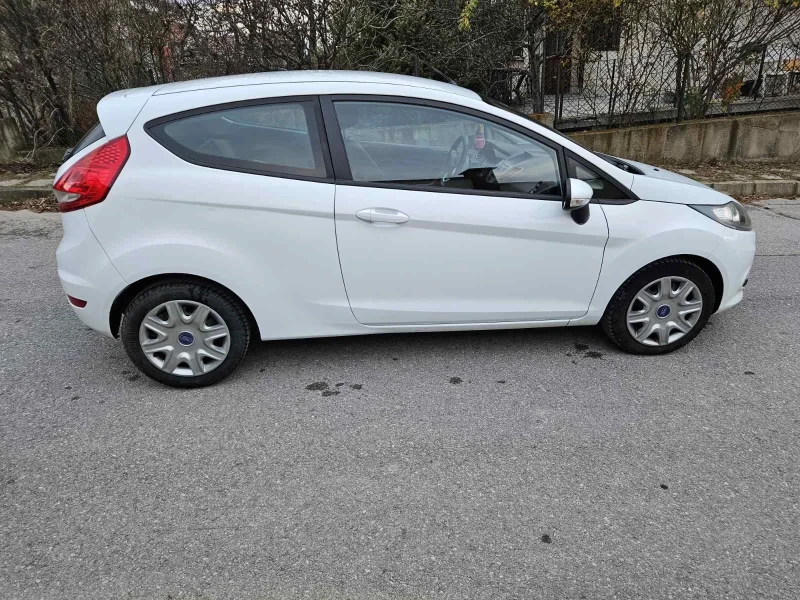 Ford Fiesta 1.4TDCI, снимка 6 - Автомобили и джипове - 48673296