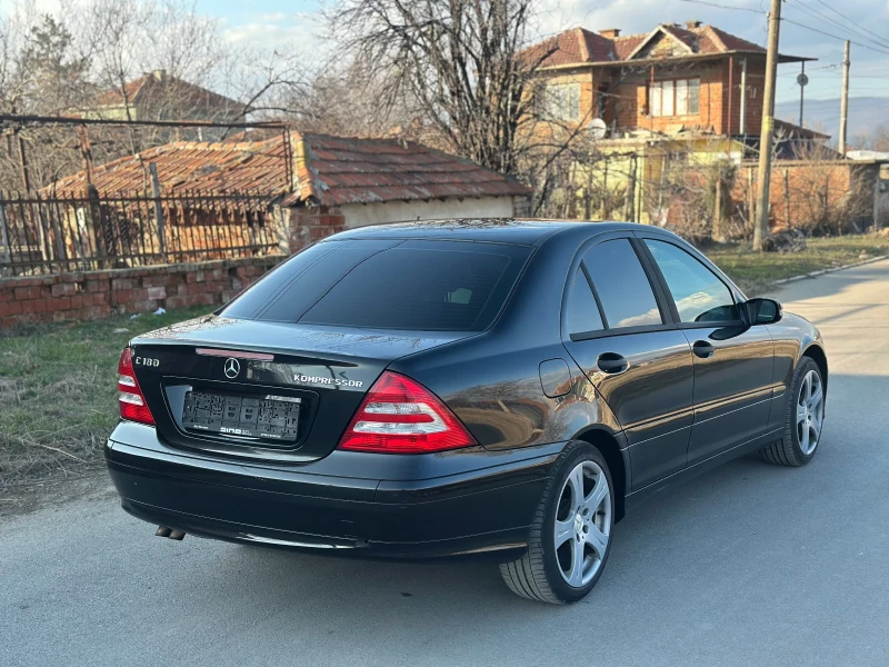 Mercedes-Benz C 180 Kompressor , снимка 3 - Автомобили и джипове - 49056256