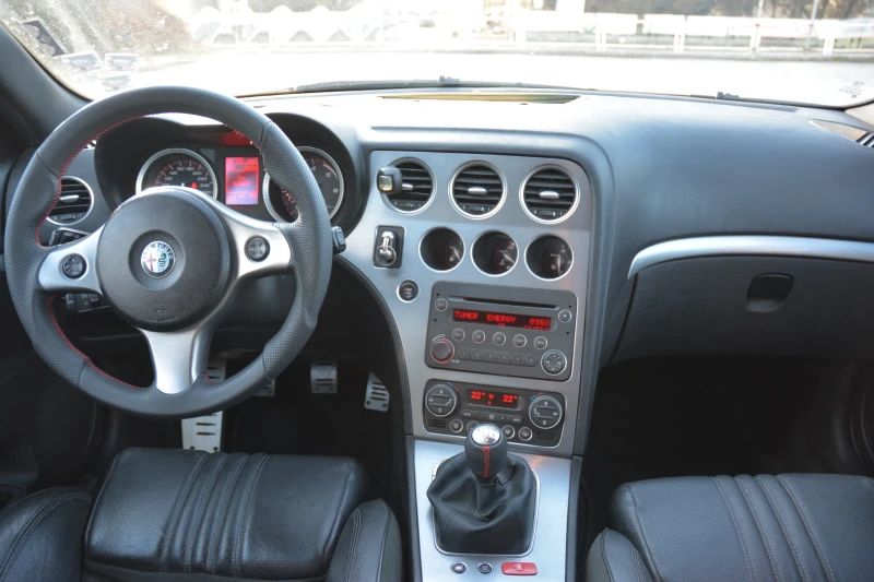 Alfa Romeo 159 sportwagon 2.4JTD 210hp Ti, снимка 13 - Автомобили и джипове - 49350525