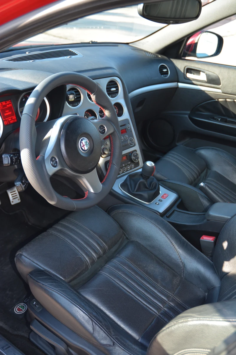 Alfa Romeo 159 sportwagon 2.4JTD 210hp Ti, снимка 11 - Автомобили и джипове - 49350525