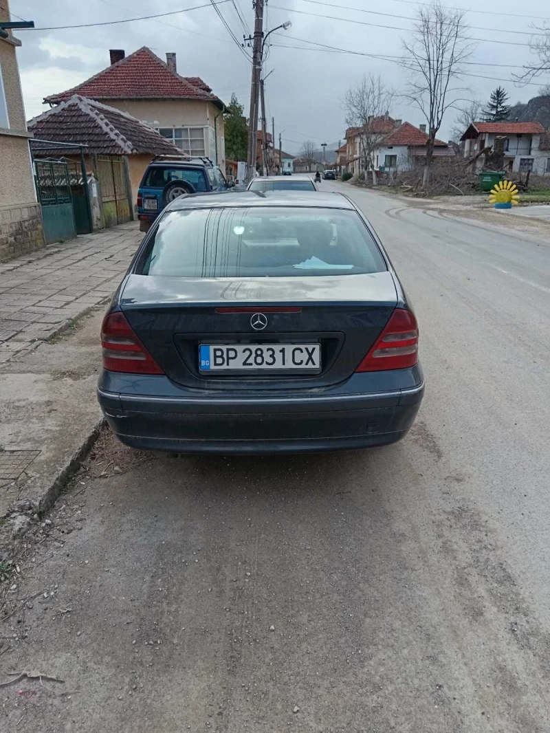 Mercedes-Benz C 200 200 cdi, снимка 4 - Автомобили и джипове - 49517017