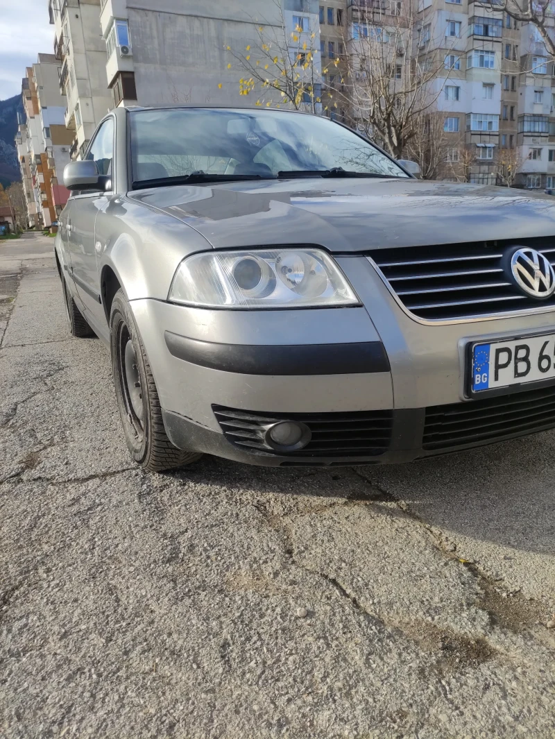 VW Passat Седан, снимка 5 - Автомобили и джипове - 52535437