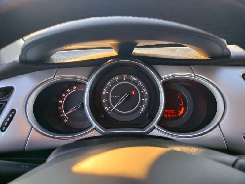 Citroen C3 1.1 Бензин/Газ, снимка 15 - Автомобили и джипове - 52849555