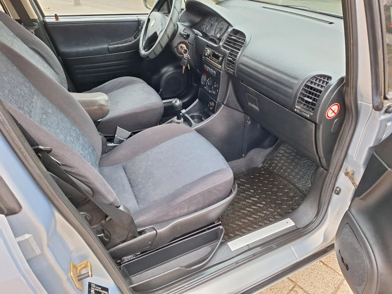 Opel Zafira 1.8 бензин със газов инжекцион , снимка 11 - Автомобили и джипове - 52892016