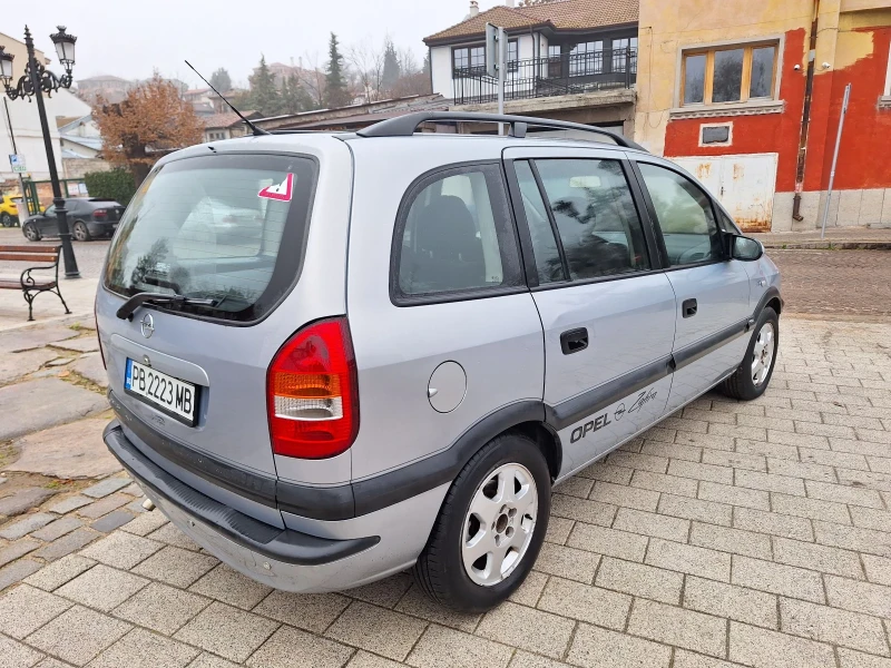 Opel Zafira 1.8 бензин със газов инжекцион , снимка 12 - Автомобили и джипове - 52892016