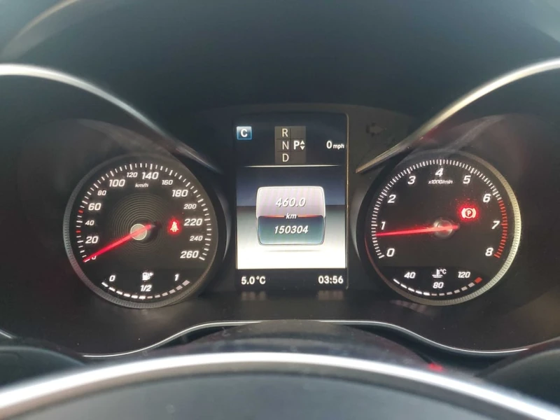 Mercedes-Benz C 300 * 4dr Sdn 4MATIC * CARFAX * БЕЗ ПЪРВОНАЧАЛНА ВНОСК, снимка 8 - Автомобили и джипове - 52894604