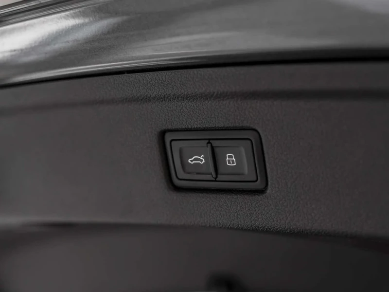 Audi S5 * quattro Prestige, quattro Technik (Canada) * CAR, снимка 16 - Автомобили и джипове - 53262427