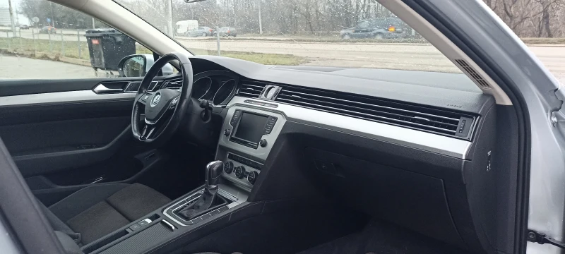 VW Passat 2.0TDI   150kc   DSG   360   парктроник камера, снимка 15 - Автомобили и джипове - 53305777