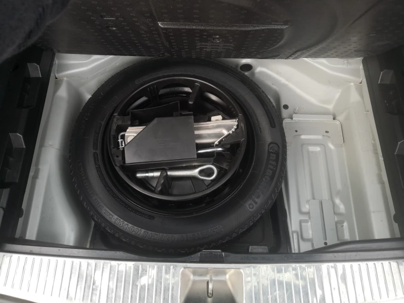 Mercedes-Benz C 180 i Kompressor, снимка 13 - Автомобили и джипове - 53474582