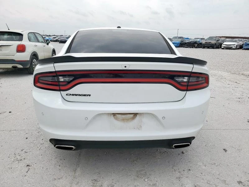 Dodge Charger 3.6L 6 Rear-wheel drive - изображение 3