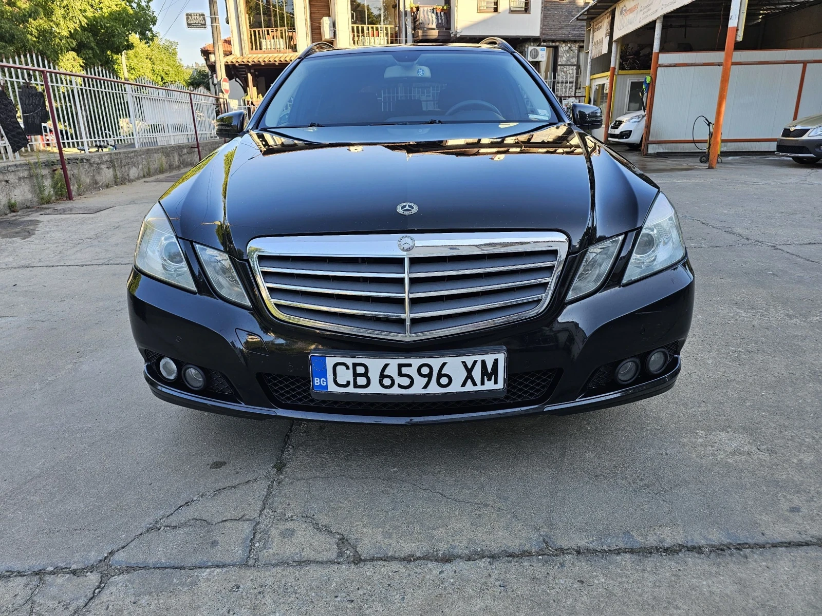 Mercedes-Benz E 250, снимка 1