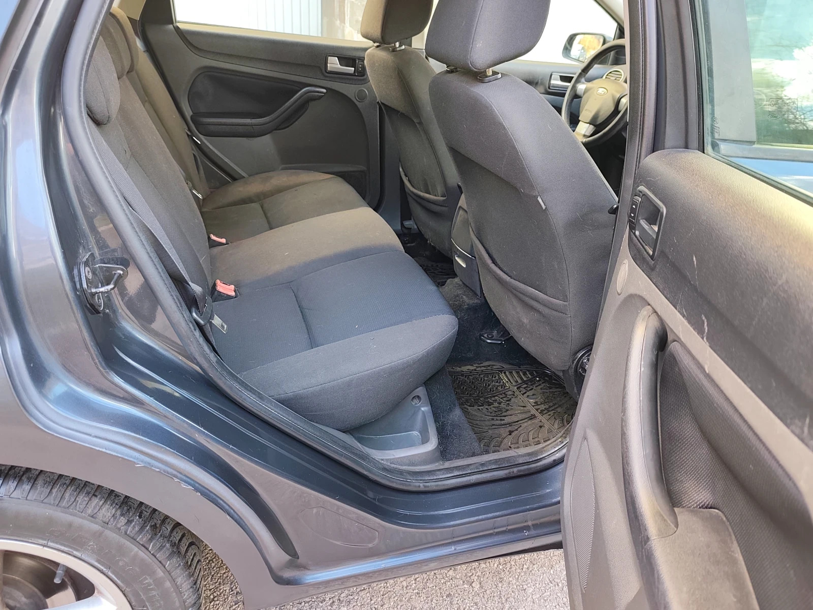 Ford Focus 1.6 TDCI  * A/C*  !T��!  | Mobile.bg � ����������� 13