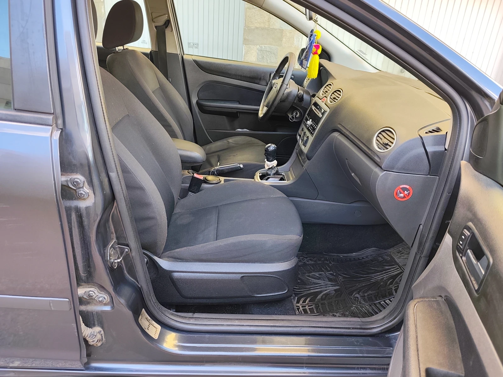 Ford Focus 1.6 TDCI  * A/C*  !T��!  | Mobile.bg � ����������� 9