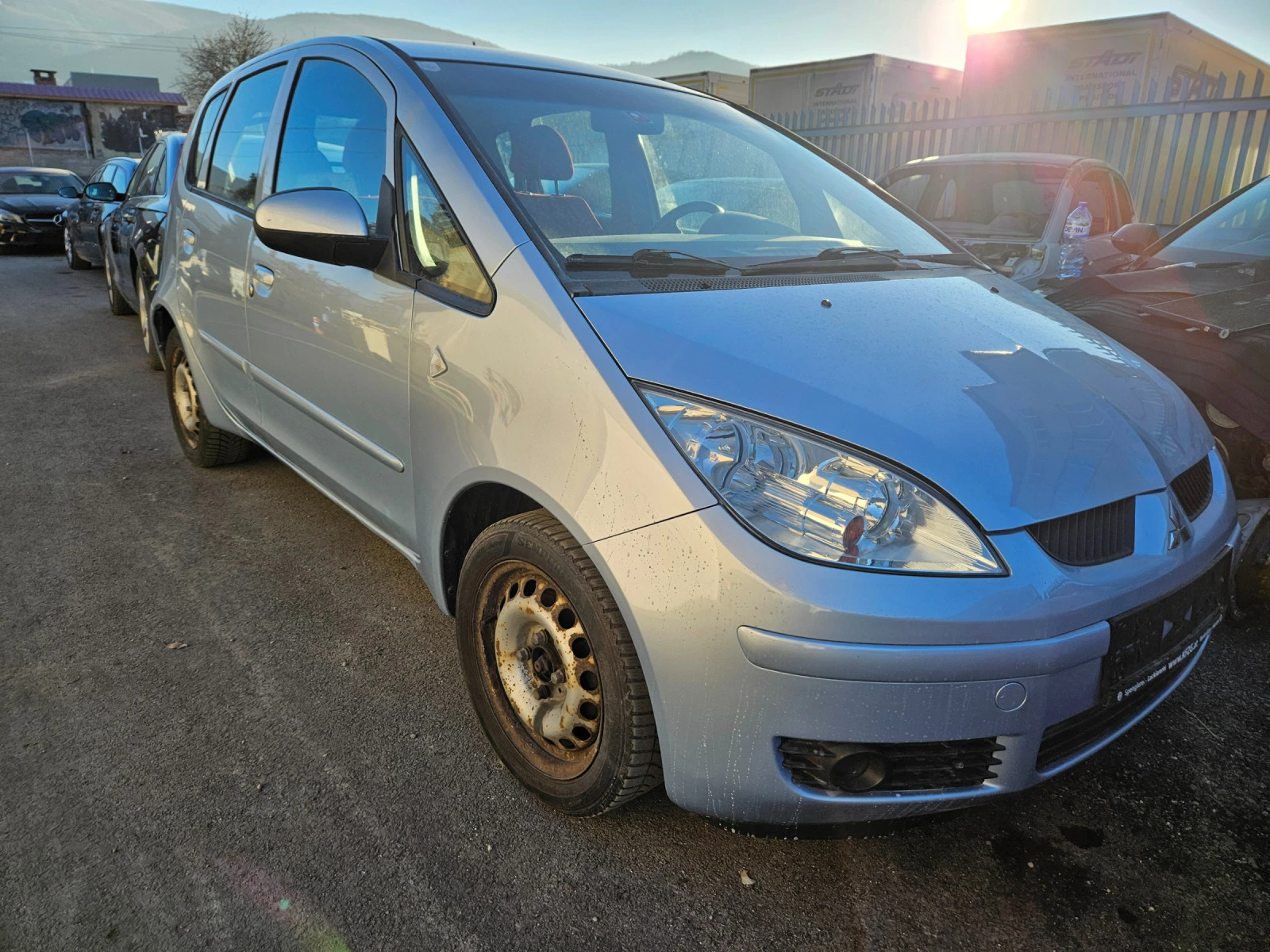 Mitsubishi Colt 1.5i нов внос  - изображение 5