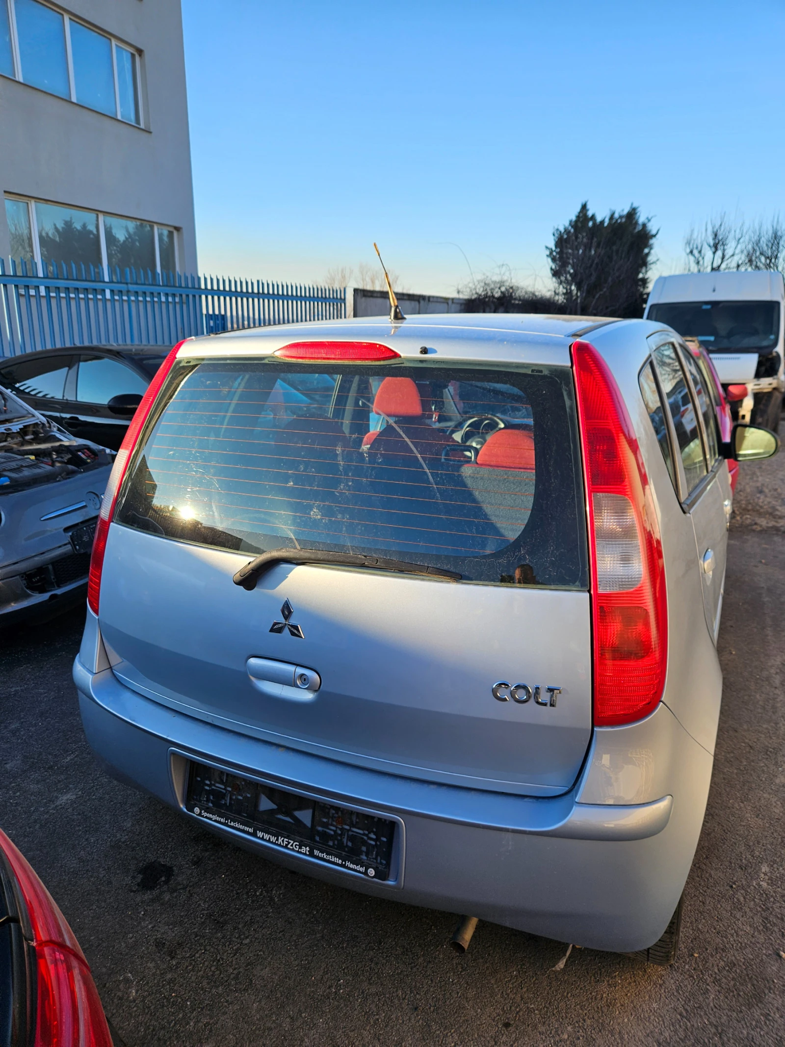 Mitsubishi Colt 1.5i нов внос  - изображение 4