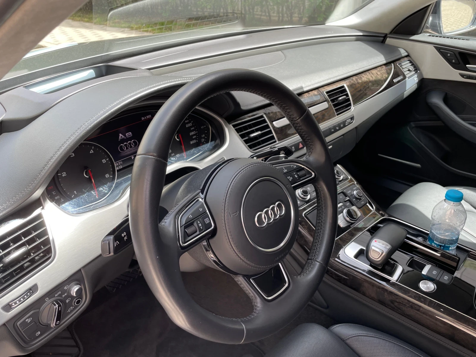 Audi A8 4.2 TDI - изображение 8