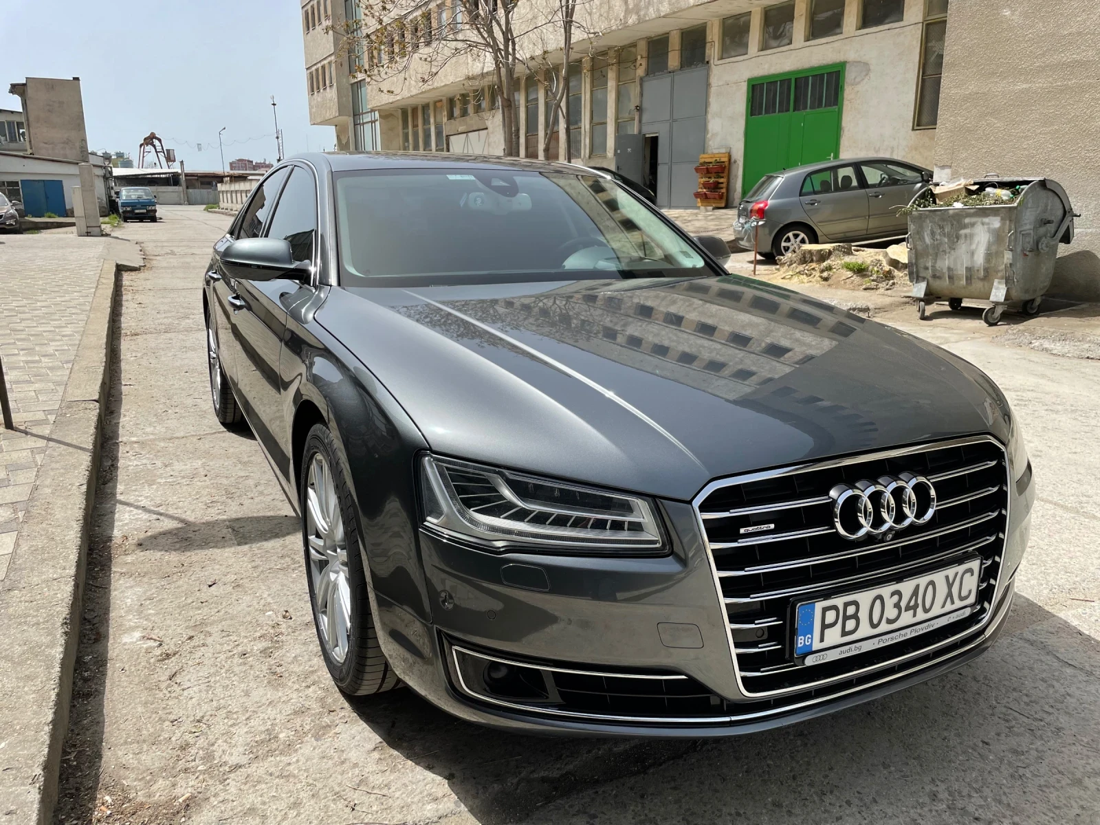 Audi A8 4.2 TDI - изображение 2