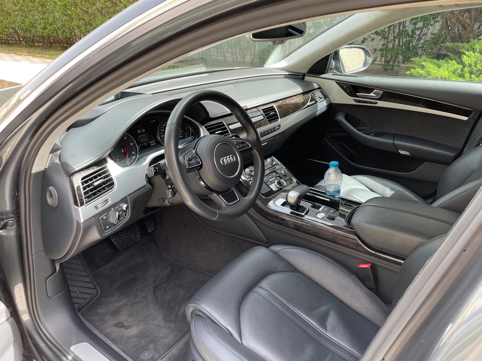 Audi A8 4.2 TDI - изображение 9