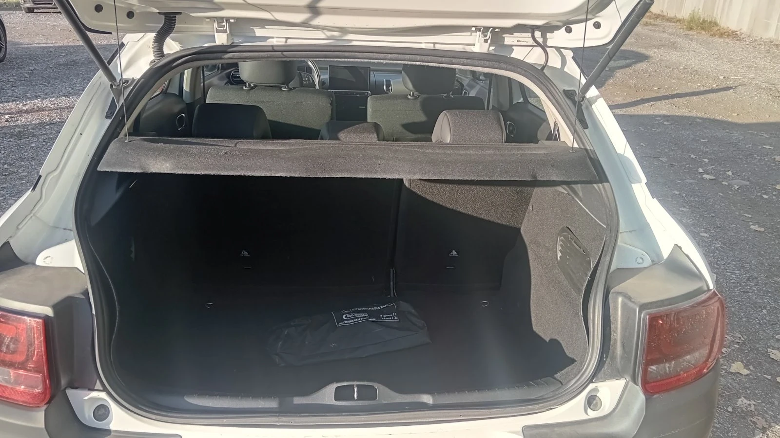 Citroen C4 Cactus 1.2I - изображение 8