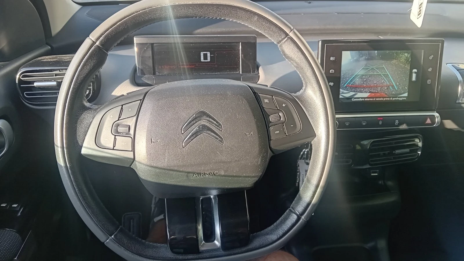 Citroen C4 Cactus 1.2I - изображение 9