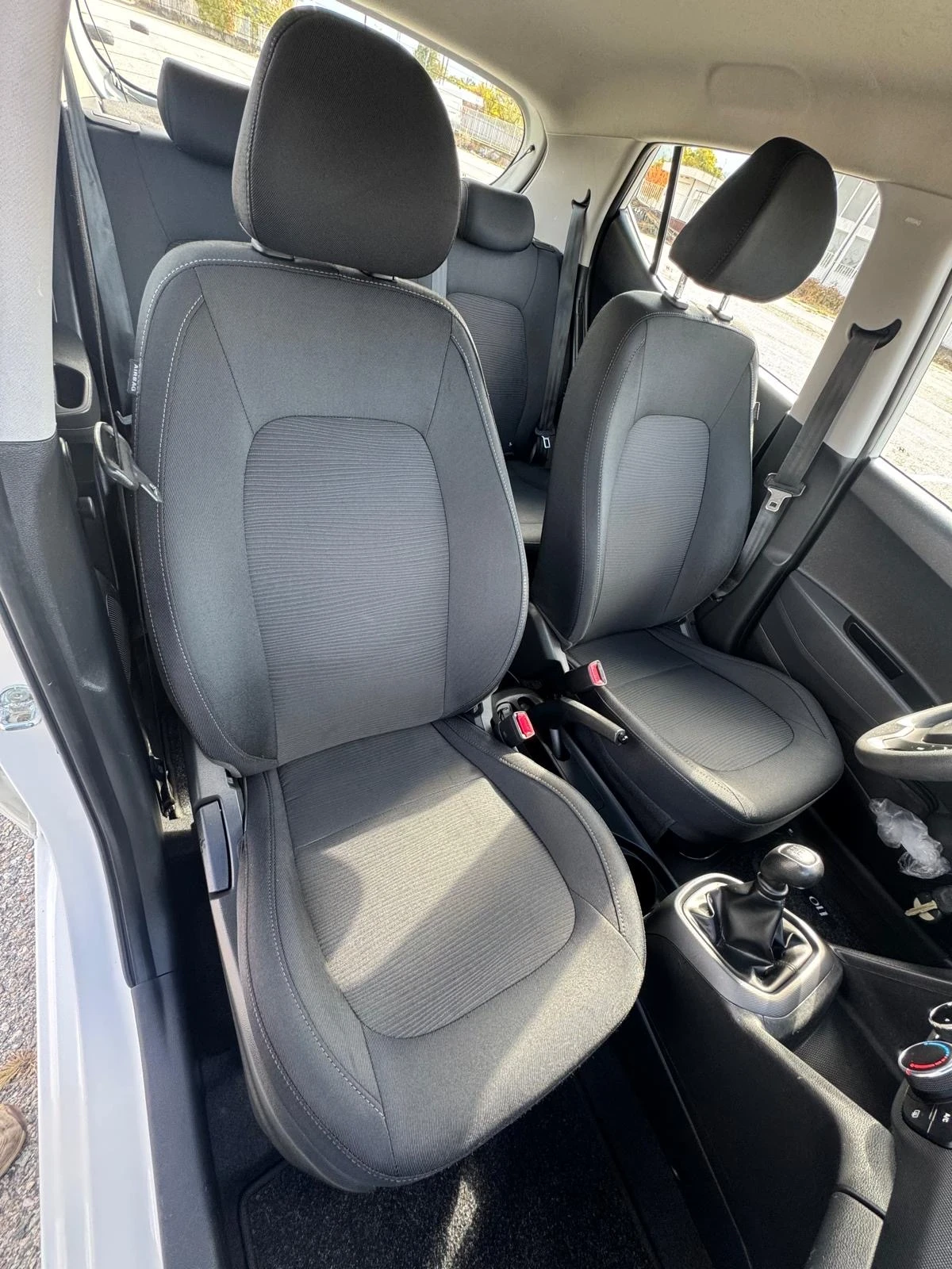 Hyundai I10 1.0 i Euro 6  - изображение 9