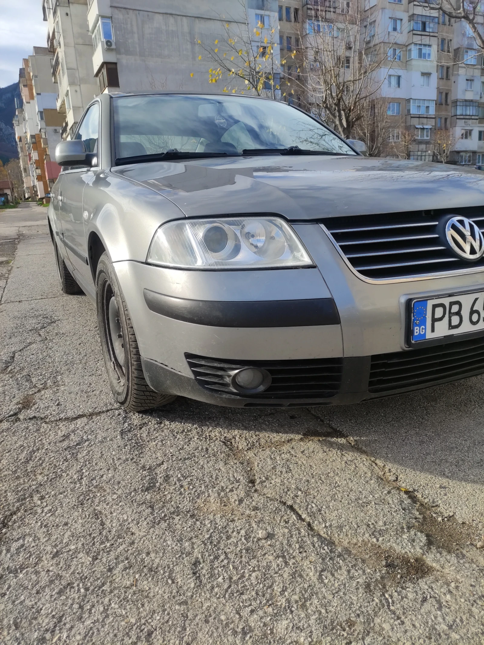 VW Passat Седан - изображение 5