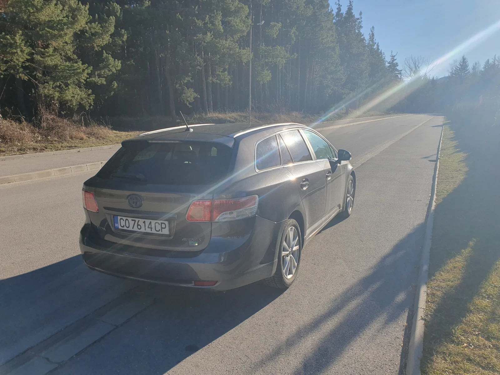 Toyota Avensis  - изображение 7