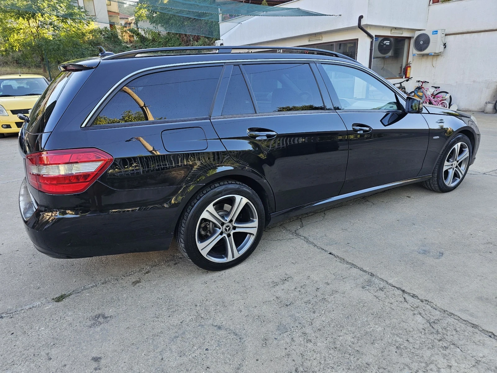 Mercedes-Benz E 250  - изображение 4