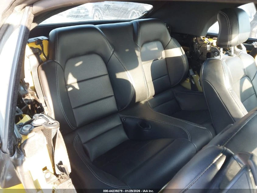 Ford Mustang 2.3l Ecoboost Premium - изображение 8